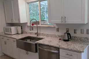 10825 SW 91st Ct, Ocala, FL 34481 - Photo 9