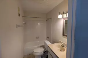 5980 Terrace Park Dr N, Saint Petersburg, FL 33709 - Photo 15