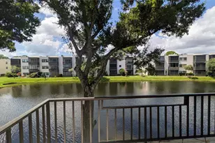 5980 Terrace Park Dr N, Saint Petersburg, FL 33709 - Photo 23