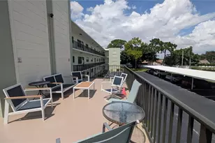 5980 Terrace Park Dr N, Saint Petersburg, FL 33709 - Photo 25