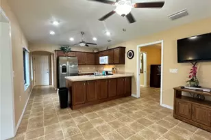 6346 NE 61st Ave Rd, Silver Springs, FL 34488 - Photo 9