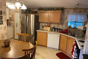 18845 SE 18th Pl, Silver Springs, FL 34488 - Photo 9