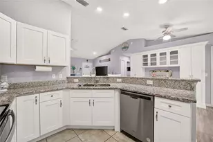 9430 SE 158th St, Summerfield, FL 34491 - Photo 13