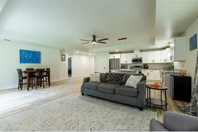 10391 NE 72nd Street, Bronson, FL 32621 - Photo 9