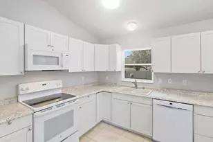 8372 SE 156th St, Summerfield, FL 34491 - Photo 7