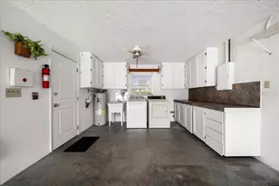 317 S Barbour St, Beverly Hills, FL 34465 - Photo 29