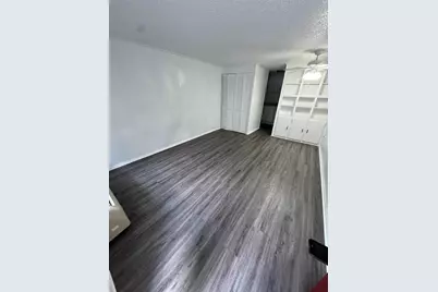 420-420 Mills Street #10, Leesburg, FL 34748 - Photo 3