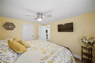 20911 NE 142nd Pl, Salt Springs, FL 32134 - Photo 17