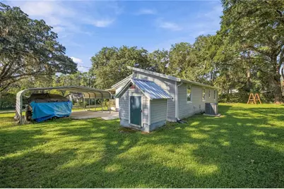 20911 NE 142nd Place, Salt Springs, FL 32134 - Photo 9