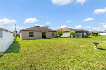 10421 Carloway Hills Drive, Wimauma, FL 33598 - Photo 3