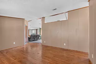18748 NE 148th Terrace Rd, Fort Mc Coy, FL 32134 - Photo 9