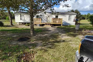 9851 NE 60th St, Bronson, FL 32621 - Photo 11