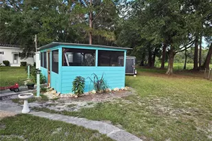 1709 SE 169th Terrace Rd, Silver Springs, FL 34488 - Photo 3