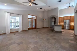 808 SE 36th Ln, Ocala, FL 34471 - Photo 9