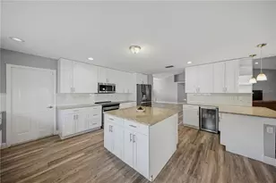 6875 SE 11th Pl, Ocala, FL 34472 - Photo 11