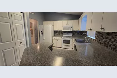 10421 SE 67th Terrace, Belleview, FL 34420 - Photo 11