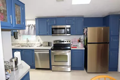 12330 NE 77th Court, Bronson, FL 32621 - Photo 13