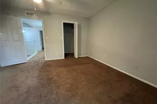 2884 Somerset Park Dr, Tampa, FL 33613 - Photo 35