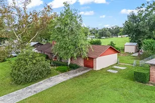 2677 NE 60th Ln, Ocala, FL 34479 - Photo 3