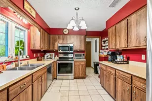 2677 NE 60th Ln, Ocala, FL 34479 - Photo 13