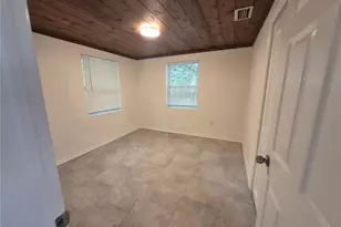3301 NE 16th Ct, Ocala, FL 34479 - Photo 5