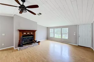 8585 NW 15th Ave, Ocala, FL 34475 - Photo 3