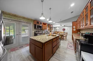 11470 SE 73rd Ct, Belleview, FL 34420 - Photo 17