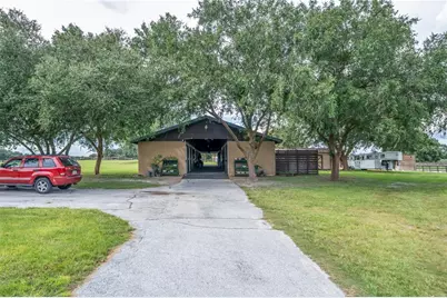 4951 SE 212th Court, Morriston, FL 32668 - Photo 3