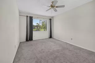 530 Fairways Cir, Ocala, FL 34472 - Photo 13