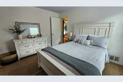 36236 Mary Ellen Street, Fruitland Park, FL 34731 - Photo 23