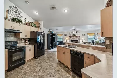13130 NW 87th Avenue Road, Reddick, FL 32686 - Photo 11