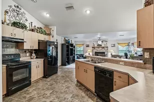 13130 NW 87th Ave Rd, Reddick, FL 32686 - Photo 11
