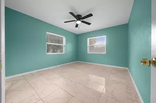 2810 SE Lake Weir Ave, Ocala, FL 34471 - Photo 27
