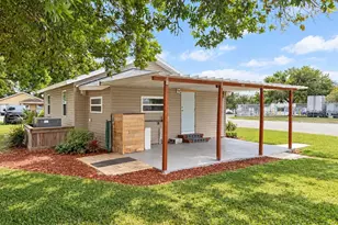 620 Oak St, Auburndale, FL 33823 - Photo 5