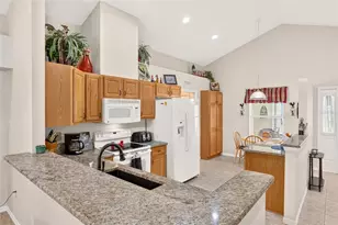 11657 SW 72nd Cir, Ocala, FL 34476 - Photo 9