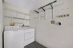 2615 Privada Dr, The Villages, FL 32162 - Photo 25