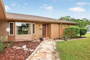 205 E Falconry Ct, Hernando, FL 34442 - Photo 5