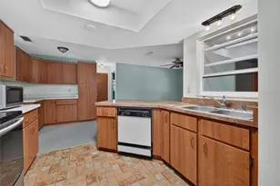 9880 NE 36 Ave, Anthony, FL 32617 - Photo 7