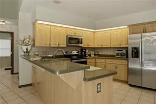 390 W Britain St, Hernando, FL 34442 - Photo 23