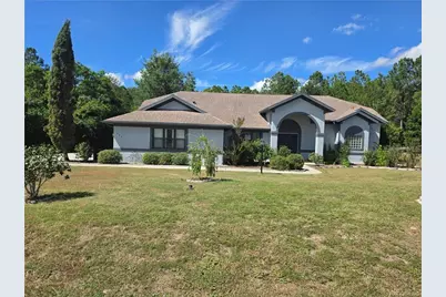 994 E Crown Of Roses Loop, Inverness, FL 34453 - Photo 1