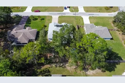 9401 N Pineview Way, Citrus Springs, FL 34434 - Photo 9