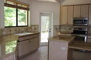 892 SW 35th Ln, Ocala, FL 34471 - Photo 3