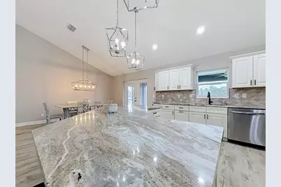 6425 SW 180th Circle, Dunnellon, FL 34432 - Photo 5