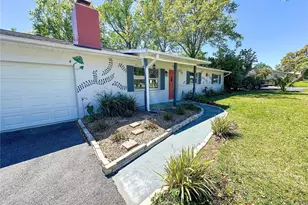 1302 SE 18th Pl, Ocala, FL 34471 - Photo 3