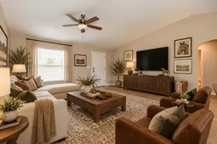 24 Malauka Course Terrace, Ocklawaha, FL 32179 - Photo 3