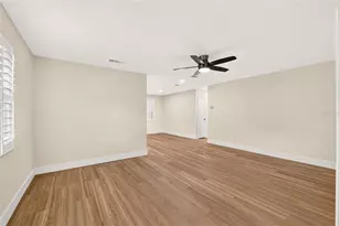 1124 Del Toro Dr, Lady Lake, FL 32159 - Photo 25