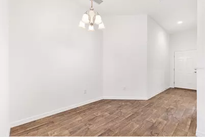 6225 Dingman Way, The Villages, FL 32163 - Photo 5