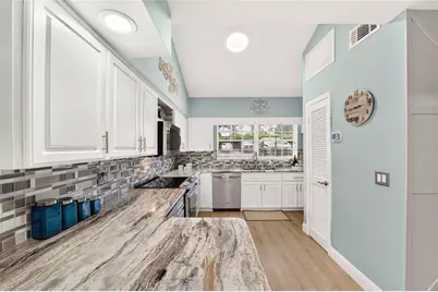 11001 SE Sunset Harbor Road #E36, Summerfield, FL 34491 - Photo 21