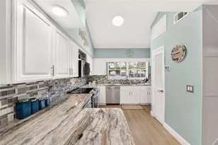 11001 SE Sunset Harbor Rd, Summerfield, FL 34491 - Photo 21