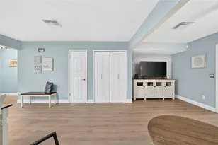 11001 SE Sunset Harbor Rd, Summerfield, FL 34491 - Photo 15